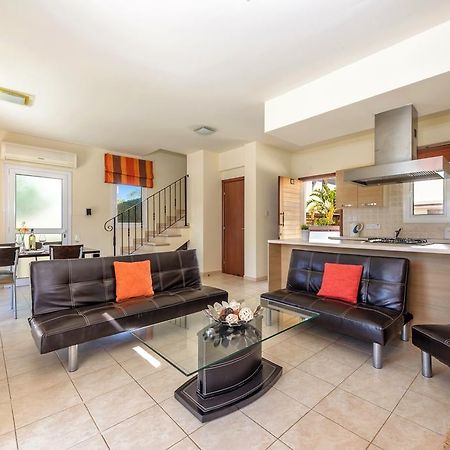 Villa Chloe Паралимни Номер фото